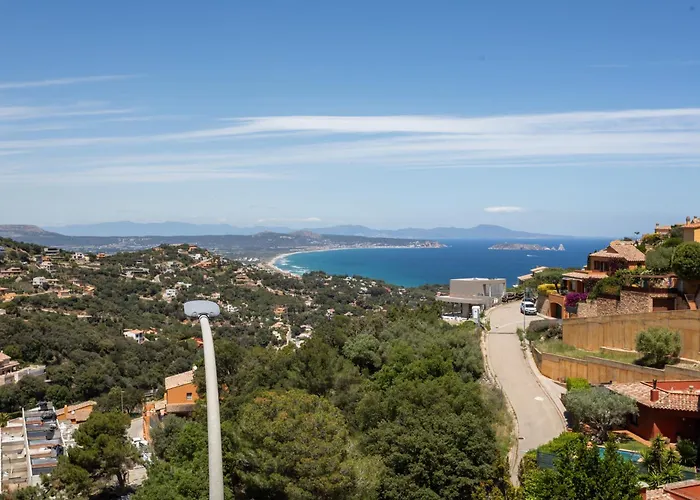 Caseta De Begur - Centrica Y Con Vistas